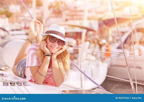 Relaxation Sailboat