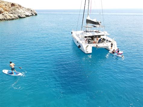 Relaxing Catamaran Tour