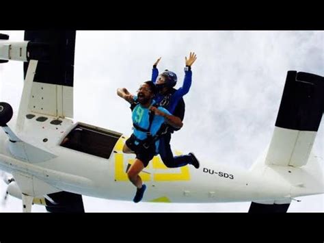 Reliving skydiving experience