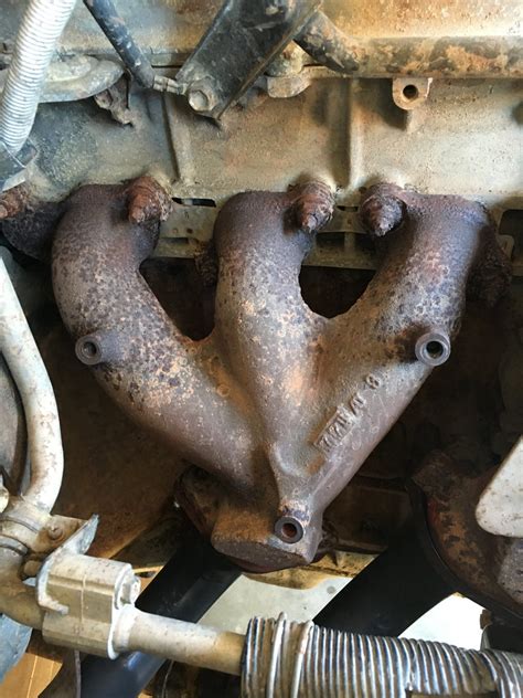 Remove the Exhaust Manifold