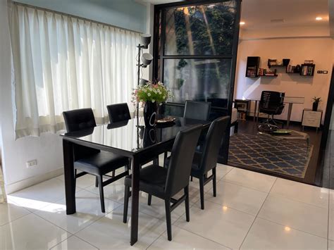 Renting Unique Private Properties