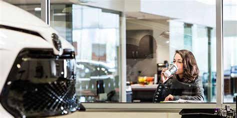 Researching Reputable Dealerships