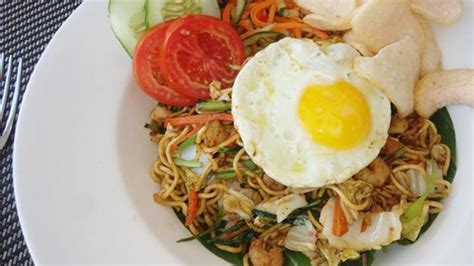 Resep Mie Goreng Campur Telur