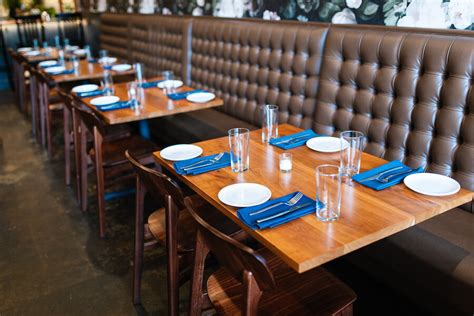 Restaurant Dining Room Tables