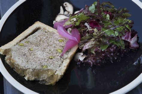 Restaurant Place Des Victoires