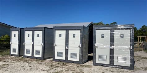 Restroom facilities event ventilation
