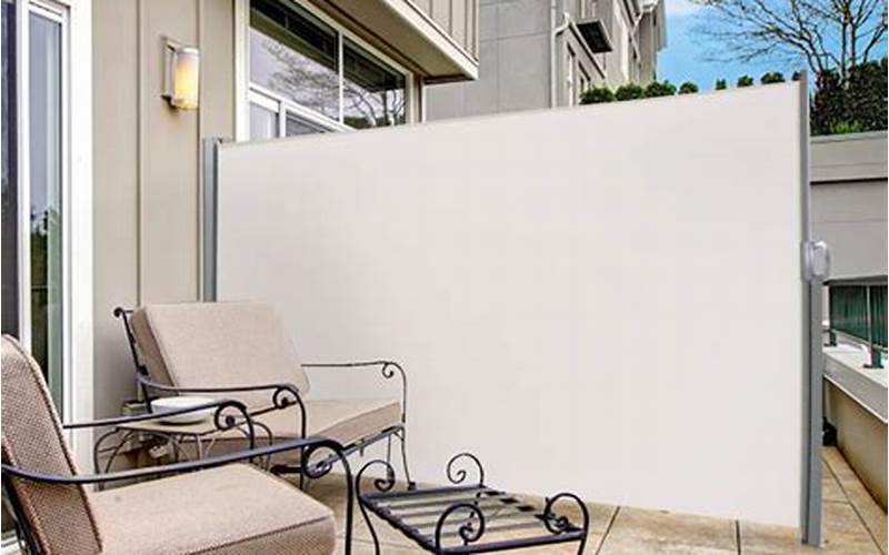Retractable Privacy Screen Fence: A Complete Guide