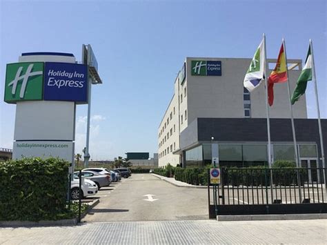 Review Holiday Inn Express Mlaga Airport an IHG Hotel