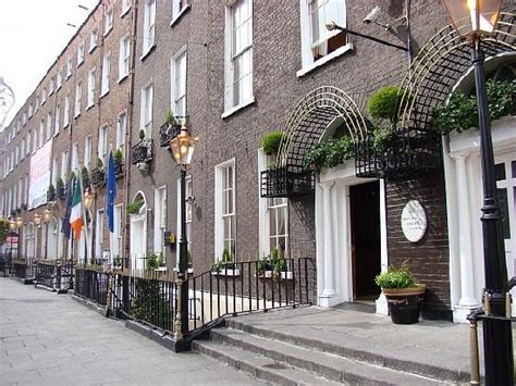 Review Russell Court Hotel Dublin Ireland