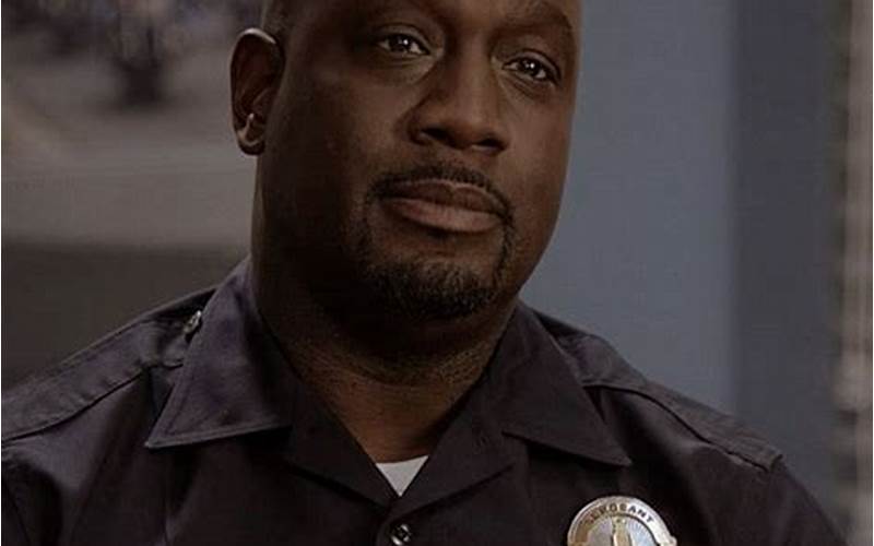 Richard T. Jones As Wade Grey