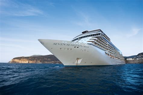 Ring in 2013 on the Seven Seas: Celebrate it on a Luxury Cruise across the World !