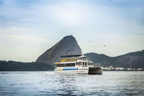 Rio landmarks boat