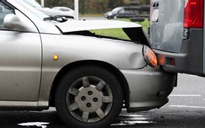 Risks Of Settling A Car Accident