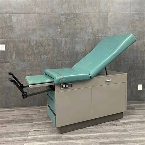 Ritter 104 Exam Table New