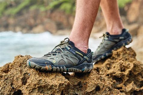 River Shoes Hiking Sports Men Shoes Non Slip Shock Absorption Hiking