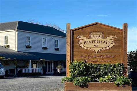 Riverhead Tavern