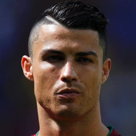 Riwayat Gaya Rambut Cristiano Ronaldo
