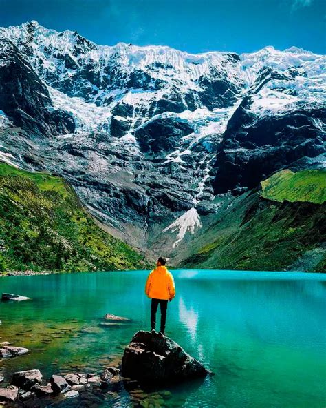 Road to Humantay Lake