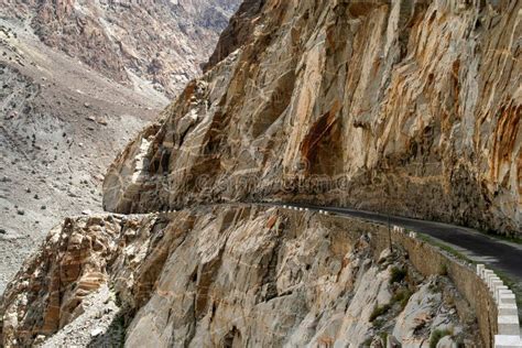 Road to Karakorum