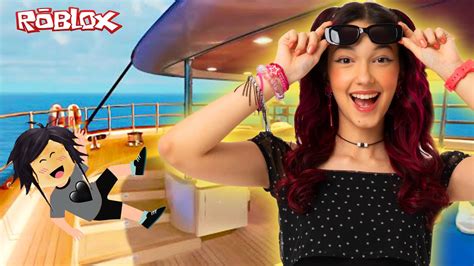 Roblox - MUDAMOS PARA UMA NOVA CASA EM UM BARCO 