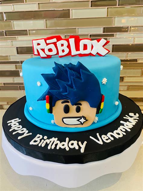 Roblox Cake