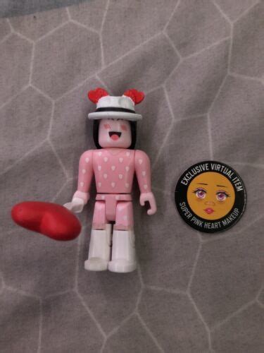 Roblox Celebrity Series 8 cSAPPHIRE SUPER PINK HEART 