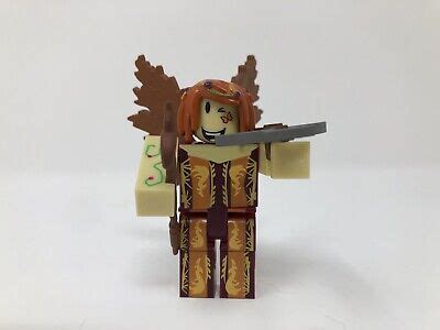 Roblox Characters Figure Core Packs Queen of the Treelands 3In 