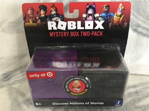 Roblox Collection - Mystery Box 2pk (includes 3 Exclusive Virtual 
