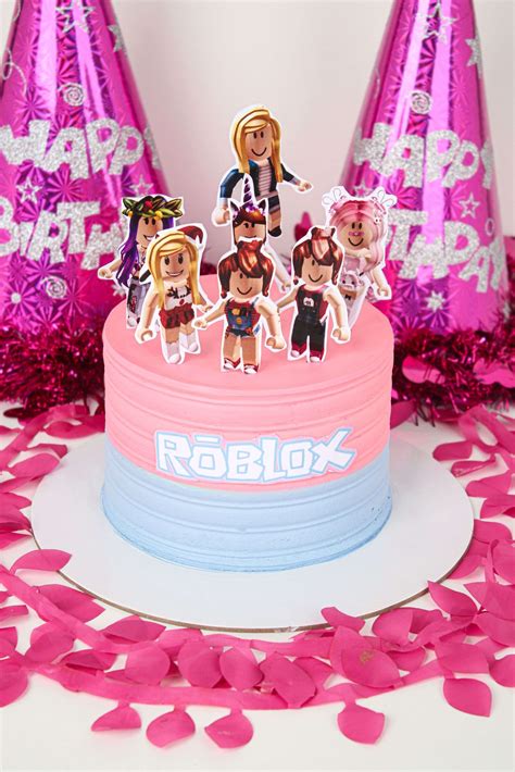 Roblox Girl Cake
