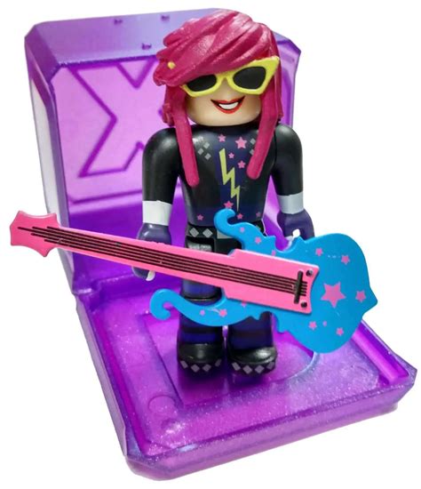 Roblox Series 3 Figure - Roblox Pop Queen Superstar Figure | eBay