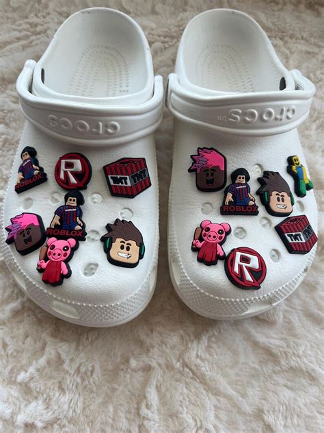 Roblox Shoe Charms - Amazon.com
