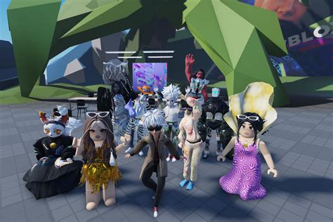 Roblox to allow 17 and over experiences - The Verge
