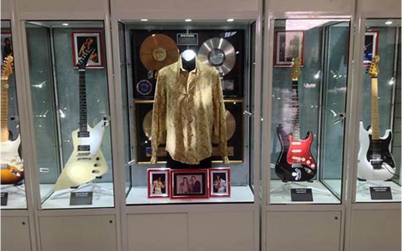 Rock And Roll Hall Of Fame Memorabilia