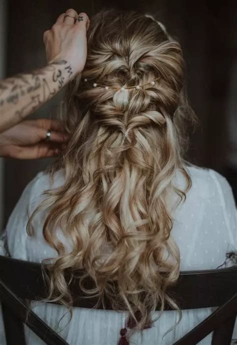 Romantic Half-Updos