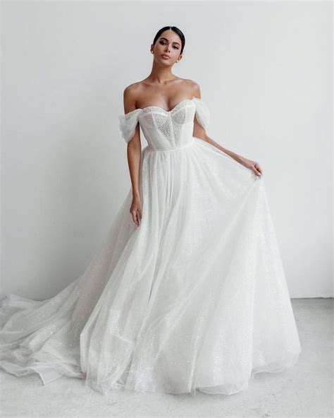 Romantic Off-the-Shoulder