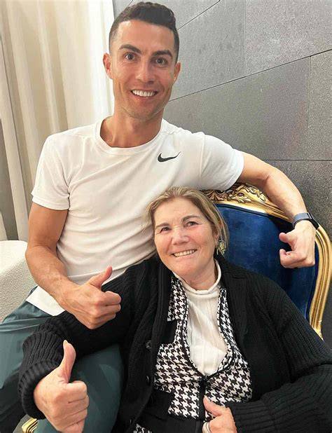Ronaldo Mom