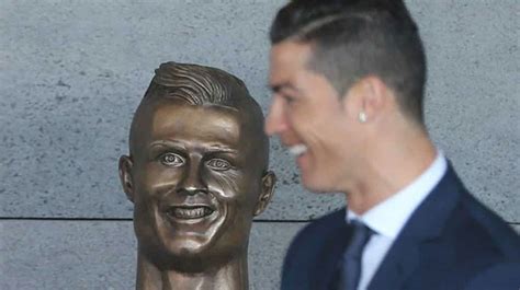 Ronaldo Statue Meme