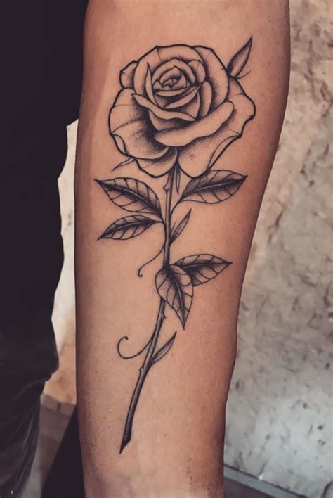 Pinterest •Linell• Rose outline tattoo, Tattoos, Rose