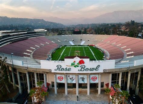 Image of Rose Bowl Stadium