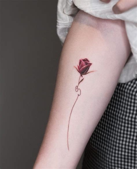 Growing rose tattoo Rose tattoos for women, Flower wrist