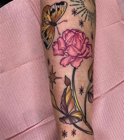 Pin by Renée on Tattoos Rose tattoos, Rose gold tattoo