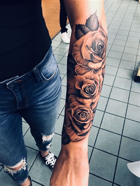 Rose half sleeve Tatuagem