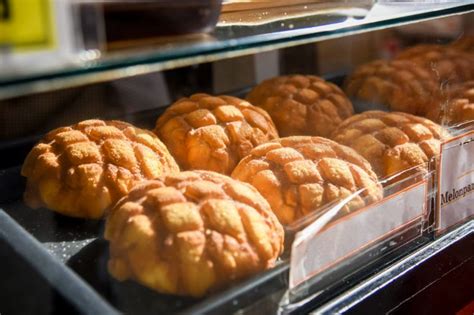 Roti Jepang Bersayap