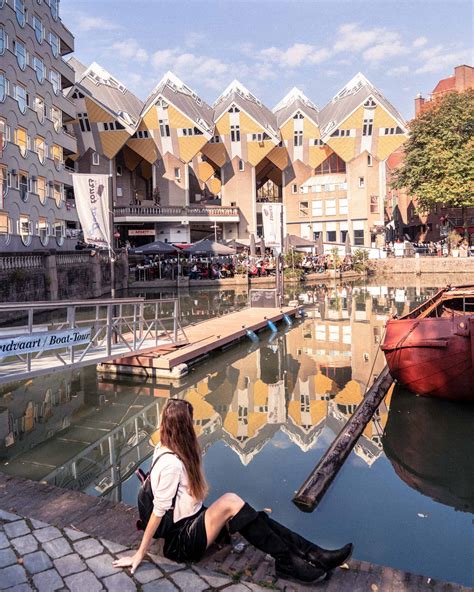Rotterdam Walking Tour Guide