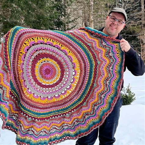 Round Crochet Blanket