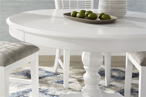 Round White Dining Table Styles