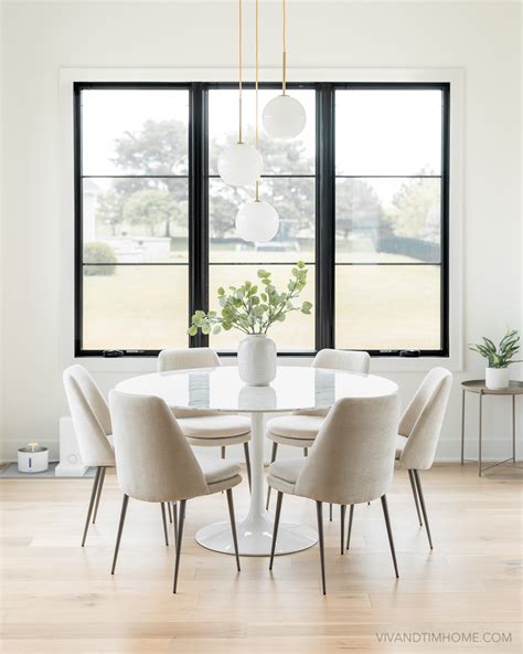 Round Dining Table