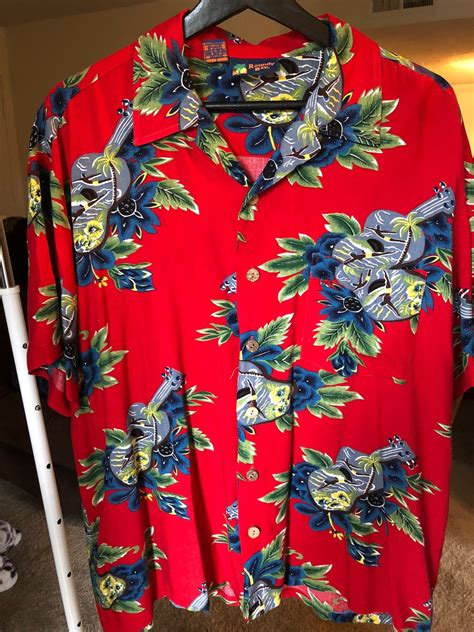 Get Your Vacation On: Shop Roundy Bay Hawaiian Shirts!