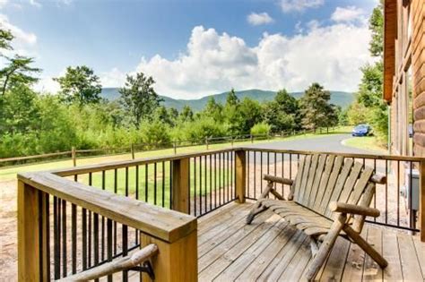 Rustic Charm in the Blue Ridge