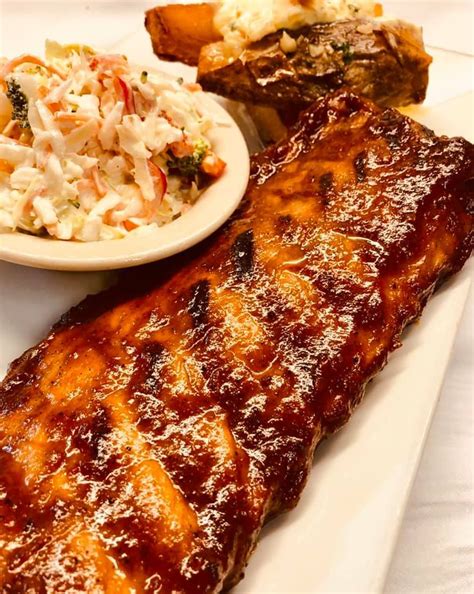 Rustic Charm of Hudson Ribs and Fish